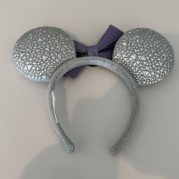 Brand new Disney ears - Picture 3 of 3